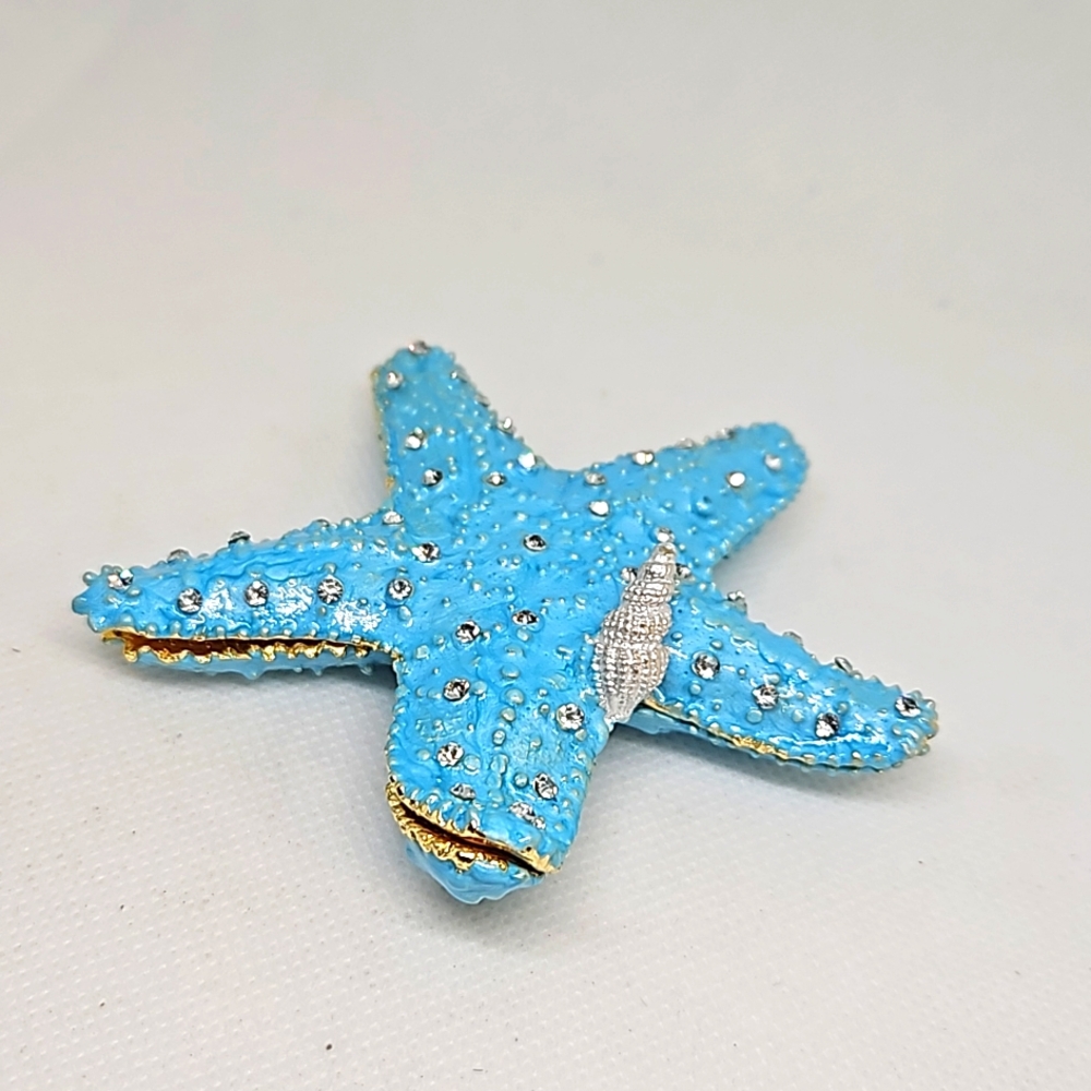Beautiful Starfish Trinket Box in Metal Enamal & Rhinestones